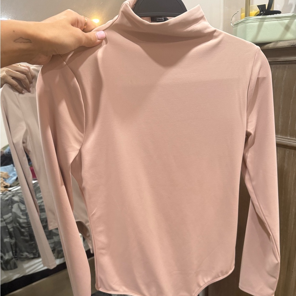 Express blush pink body contour long sleeve body suit NEW